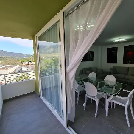 Modern 3 Bedroom Luxury In Apartamento