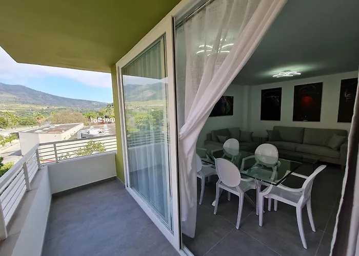 Modern 3 Bedroom Luxury In Apartamento